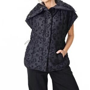 NEW NOEN oversize button front jacquard vest in black